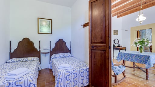 Finca Rustica Schlafzimmer 2