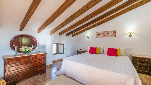 Finca S´Altra Casa Bedroom 2
