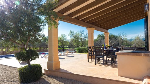 Finca Son Rossignol Dining area