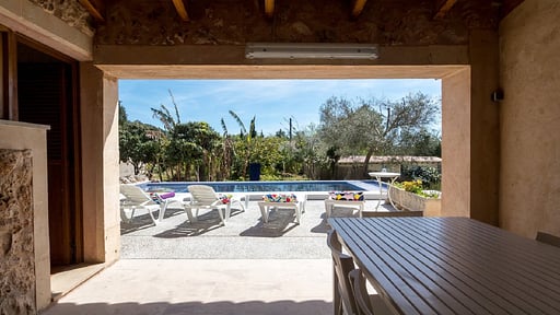 Finca Samantha Dining area