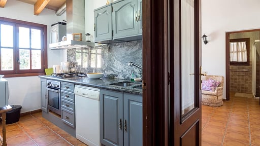 Finca Samantha Kitchen