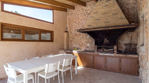 Finca Samantha Dining area