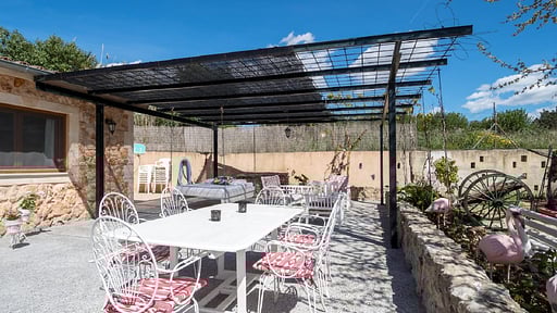 Finca Samantha Dining area