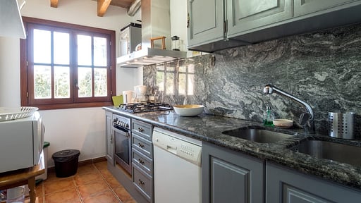 Finca Samantha Kitchen