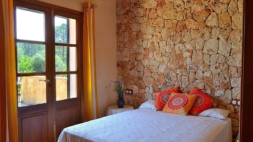 Finca Son Rossinyol Спальня 1