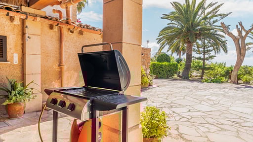 Finca Son Ramon Llull BBQ equipment