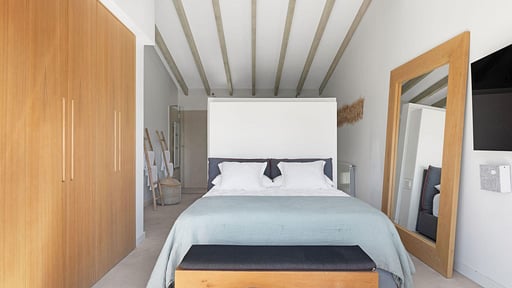 Finca Son Set Спальня 1