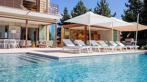 Finca Son Set Бассейн