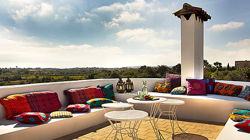 Finca Tres Halcones Rooftop lounge