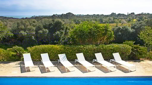 Finca Tres Halcones Бассейн