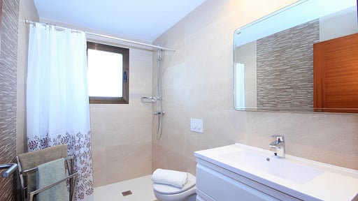 Finca Ullastres Autres