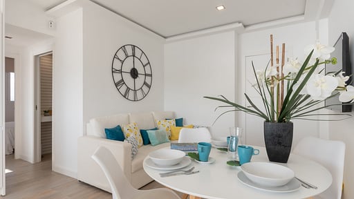 First Line Apartment 3 Salle à manger