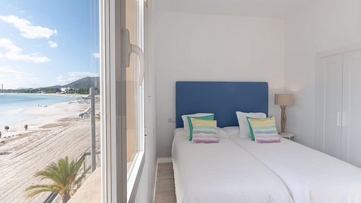 First Line Apartment Bedroom 1