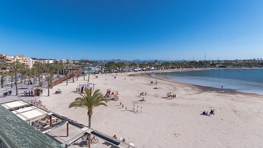 First Line Apartment Beach