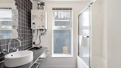 First Tracks Three Bedroom Apartment Others