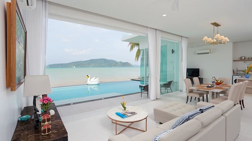 Fisherman Way Beachfront Infinity Pool Villa Three Wohnbereich
