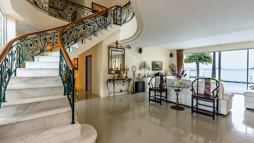 Fisherman Way by the Beach Villa Living room