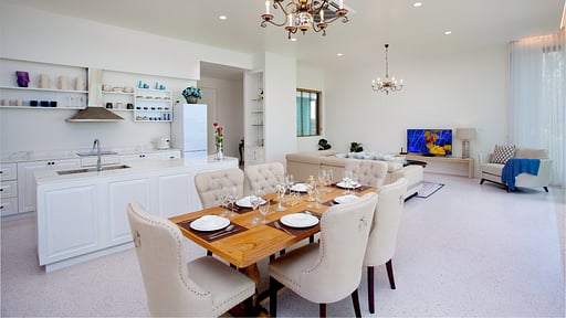 Fisherman Way Seafront Pool Suite Three Dining area