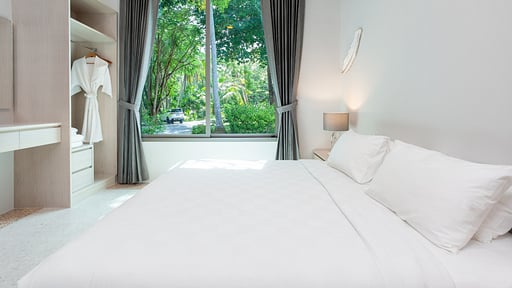 Fisherman Way Signature Beachfront Villa Bedroom 1