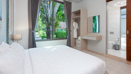 Fisherman Way Signature Beachfront Villa Bedroom 3