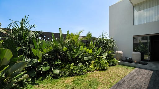 Five Palms Villa 4 Garden