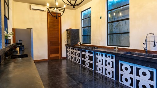 Flo House Kitchen