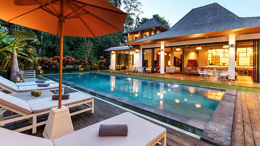 Flo House Swimming pool