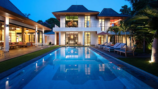 Flo House Swimming pool