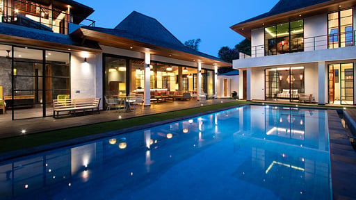 Flo House Swimming pool