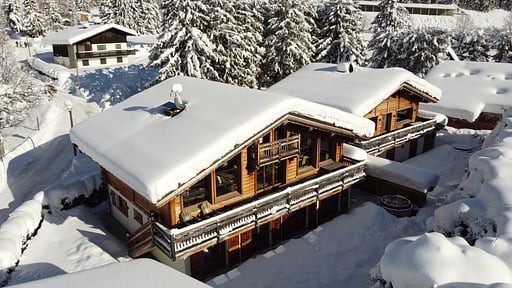 Flyn Village Andere