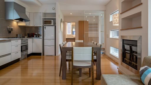 Fo Sho Sansou Chalet Dining area