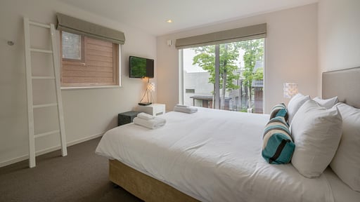 Fo Sho Sansou Chalet Bedroom 1