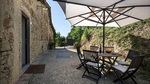 Frantoio Apartment Dining area