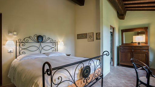 Frantoio Apartment Bedroom 1