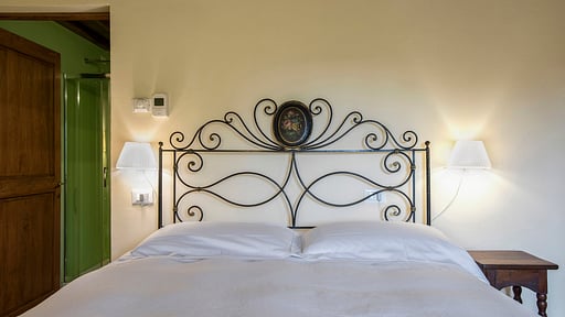 Frantoio Apartment Bedroom 1