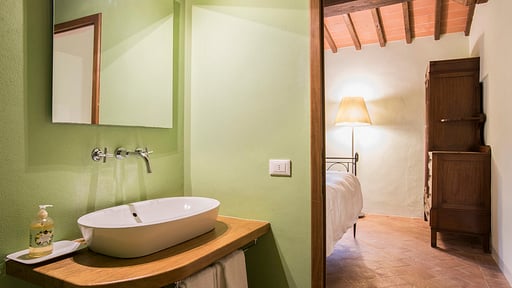 Frantoio Apartment Bedroom 1