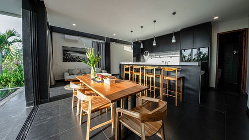 Villa Freya Two Dining area