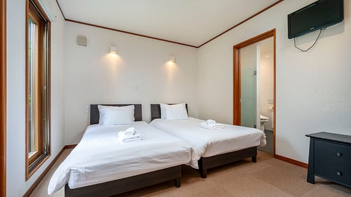 Furano Lodge 10 Bedroom 2