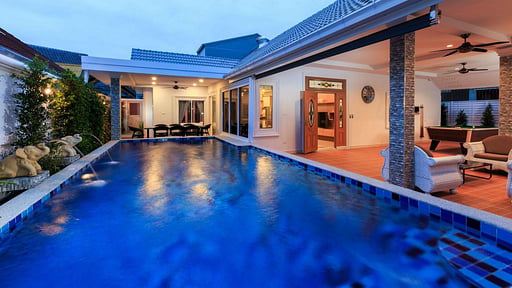 Gala Villa Schwimmbad