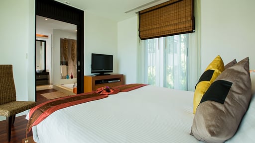 Kata Gardens 6C Bedroom 1