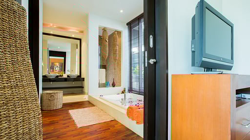 Kata Gardens 6C Bedroom 1