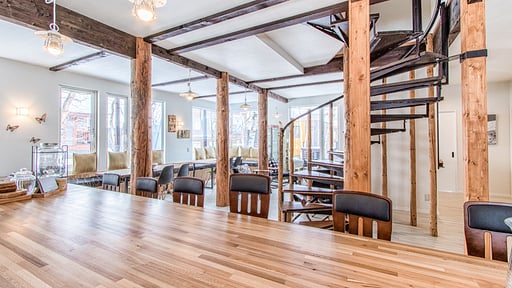 Gensei Chalet Dining area