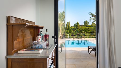 Gianos Villa Essecke