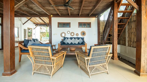 Gili Beach Resort Villa Satu Living room