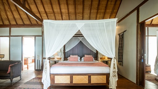 Gili Beach Resort Villa Dua Bedroom 1