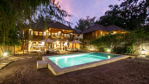 Gili Beach Resort Villa Dua Swimming pool