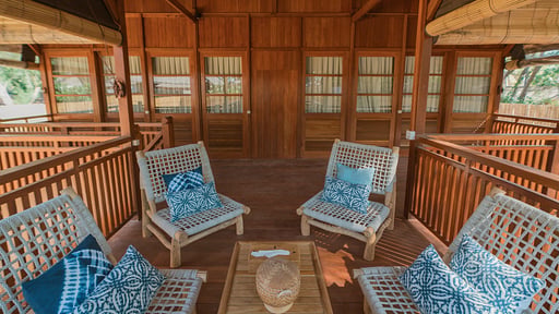 Gili Beach Resort Villa Tiga Terrasse/Veranda 2