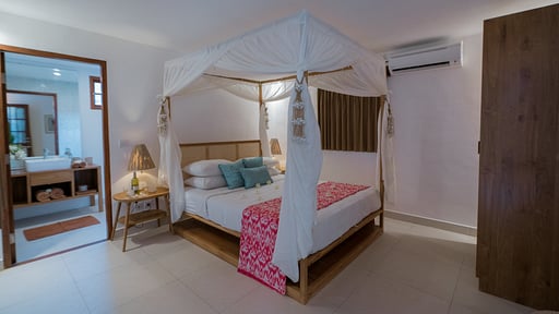 Gili Beach Resort Villa Tiga Schlafzimmer 4