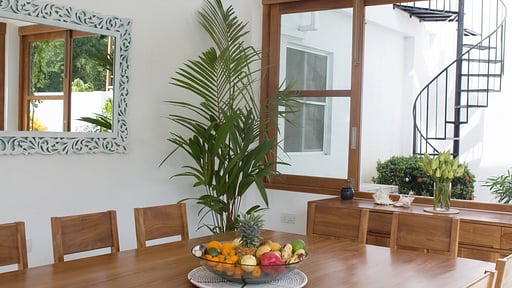 Ginger Palm Villa Обеденная зона