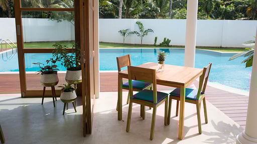 Ginger Palm Villa Обеденная зона